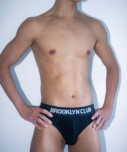 Load image into Gallery viewer, Brooklyn Club men briefs 男士三角內褲
